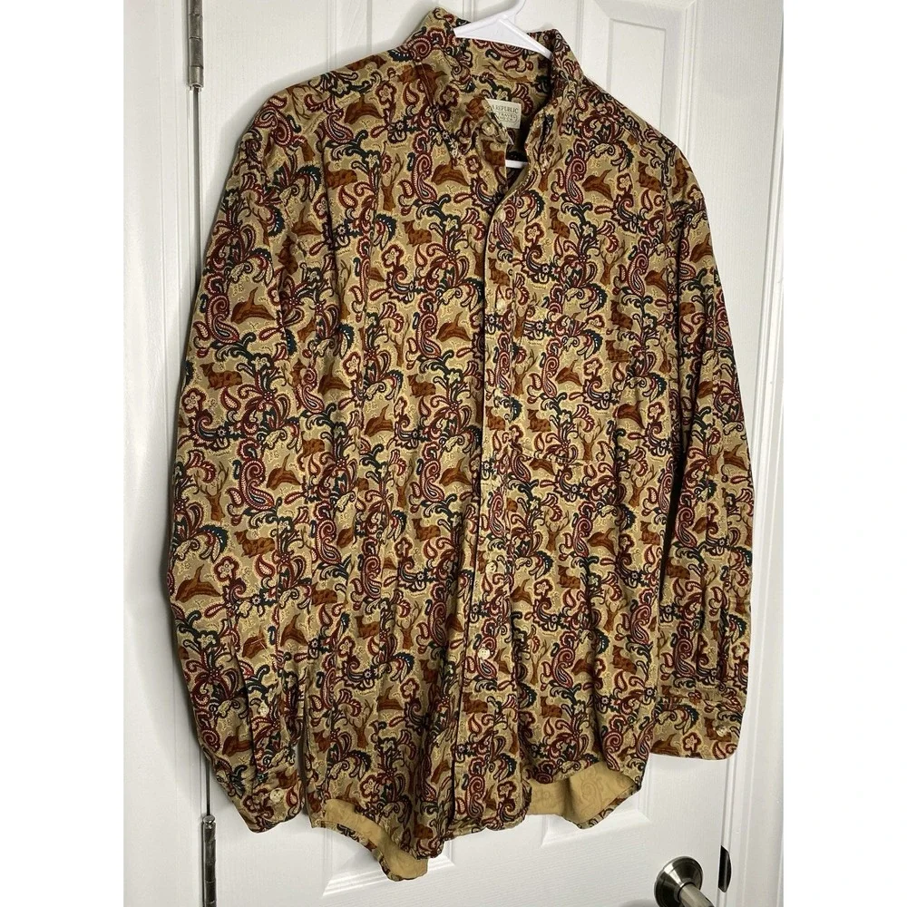 Banana Republic‎ Men's Safari Vintage Animal Paisley Print Button Shirt Size S